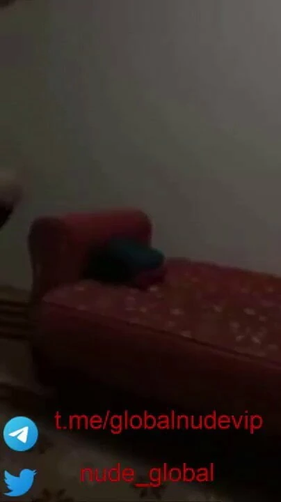 Benim lanetli sikimde boşalmak, aşkım
