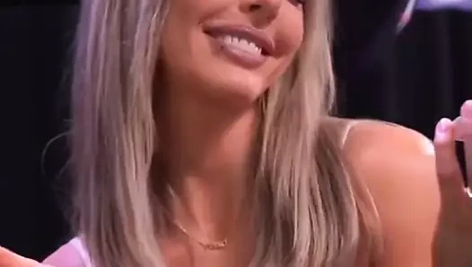 Cassie lee aka peyton royce aka cassie mcintosh, seksi Avustralyalı