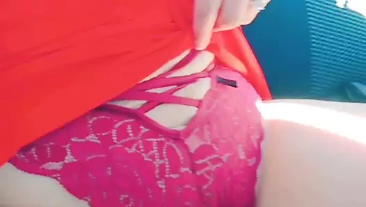 Büyük popo ile seksi güzel şehvetli Meksikalı milf taksi şoförüne vücudunu gösterir