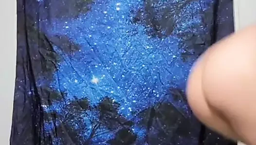 Tıknaz bebek kıçını çıplak sallıyor!