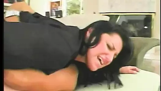 Busty sevimli güzel esmer milf berbat ve sikikleri at evde