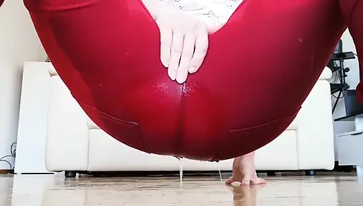 Wetting: Big Booty and Tight Red Jeans