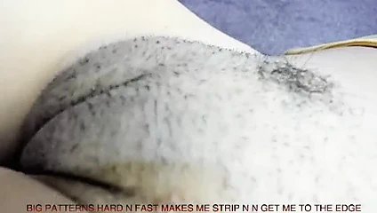 Asya hoşlanır sahip olan iki parmak içinde ona kedi bir çok