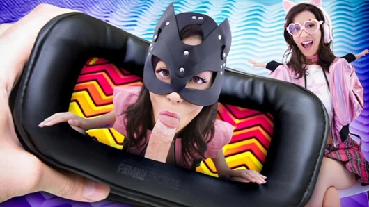 Erosfer maceraları: üvey kardeşler sanal gerçeklikte sapık yönlerini keşfediyor ve gerçek hayatta sikişmek için sabırsızlanıyor