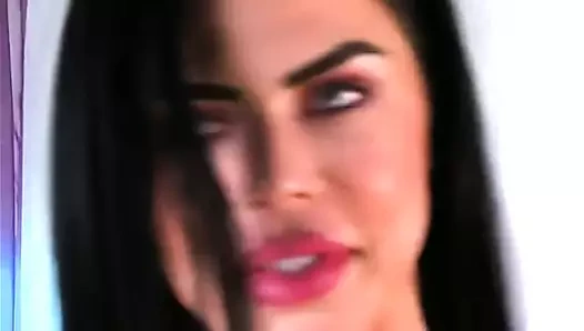 Sıcak fit sürtük bebek zeki yağ göğüsleri - doomguy2020