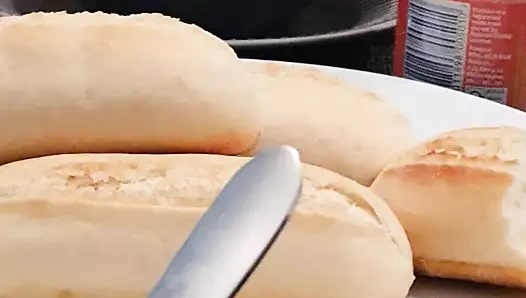 Lübnanlı kız karantinada kocasını yiyor ve sikiyor