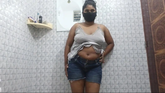 Desi girl shower romm