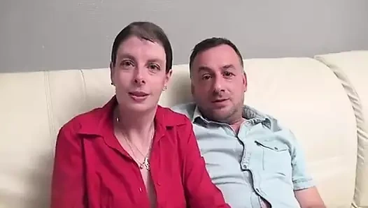 Grup sekse olan susuzluk bu sürtük genç erkek avcısı için çok güçlüydü!