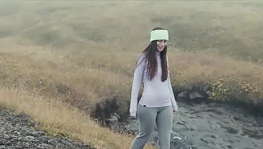 Visite à Anal Valhalla avec la belle PAWG soumise, Silvia Soprano