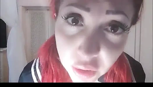 Bu ateşli kızların stomacache'sine yardıma ihtiyacı var, yardım edebilir misin?