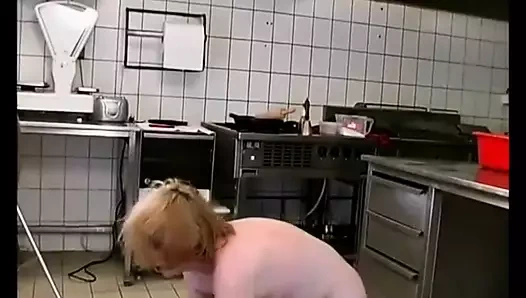 Adım anneler ilk aşırı seks dersi