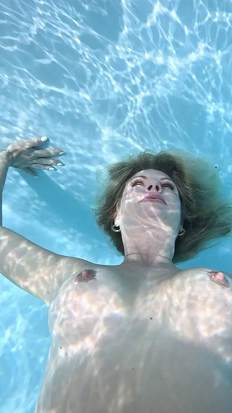 Underwater Blowjob doggy missionar creampie