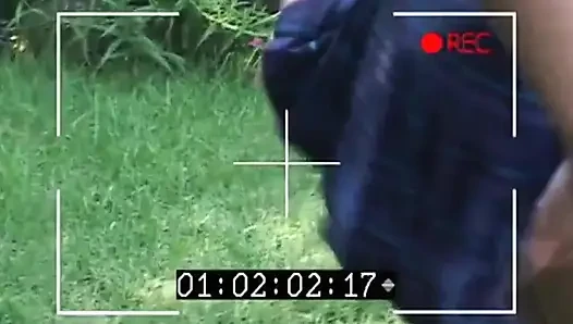 Götte büyük siyah yarak... Bahçede siyah ve beyaz