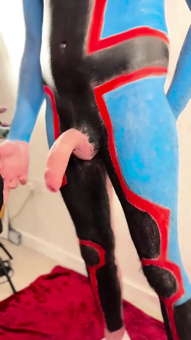 Cosplayci Harika kadın Sahici koca sikli sanatçıyla sikişiyor
