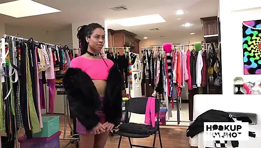 Bts - güzel Kira Noir götünü Bryan Gozzling'e azdırıyor!