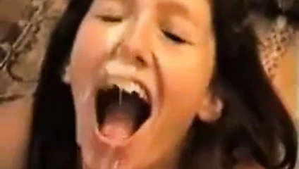 Büyük yükler - oral Creampie cilt bakımı derlemesi