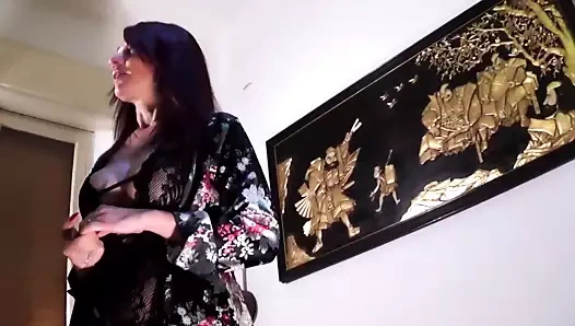 Yardım edin, şu anda büyük bir sert yarağım var - bölüm 2