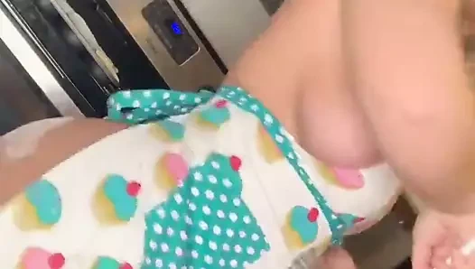 Bir kraliçe ve daha fazlası