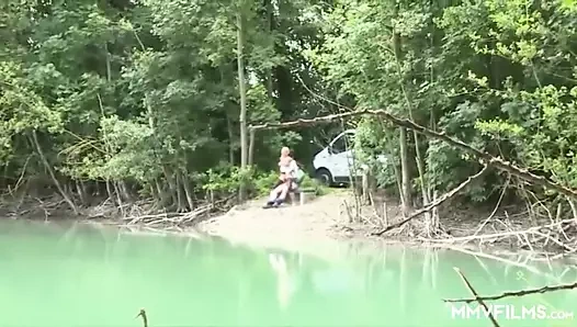 Göt kahrolası Alman milf lake yan
