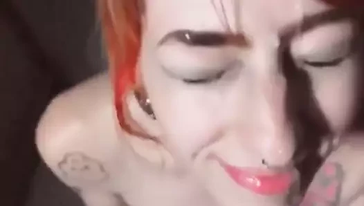 Kızıl saçlı yüz