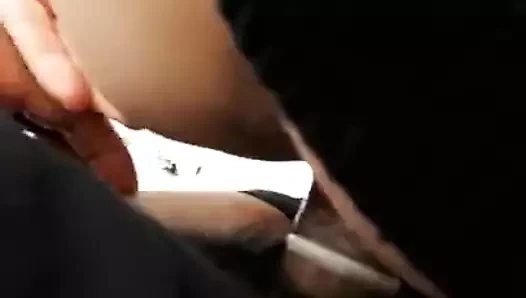 Lanet bir fahişe dışarıda içinde the kar