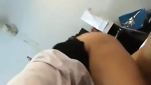 Ngesex bersama pacar di apartemen