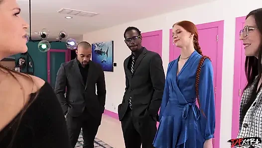 Dfxtra Erin Everheart'ın teşhirci grup seks