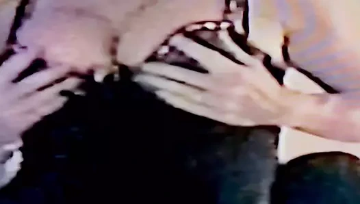 Oynama ile benim şaşırtıcı büyük göğüsler sıcak amerikan milf titties