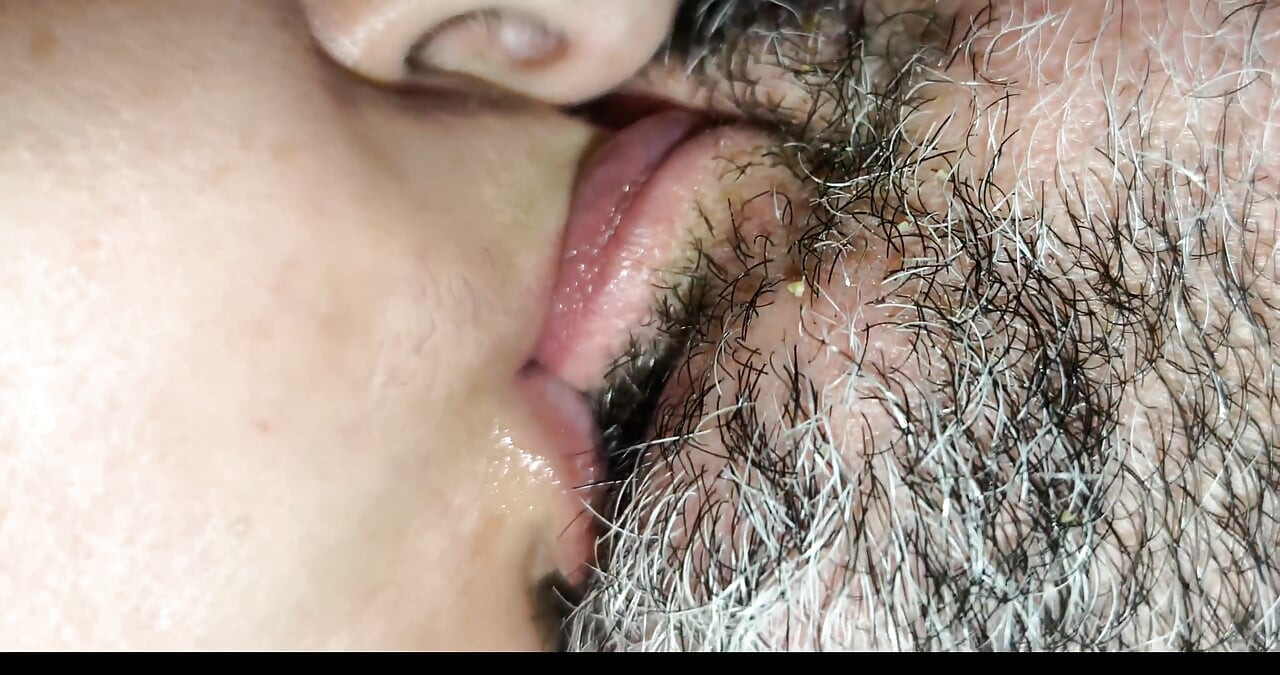Çift anal bakış açısı ateşli Arap evli kadın romantik seks