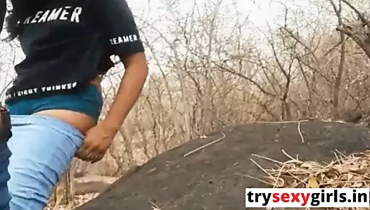 Jungle me sir ne ghumane ke baad kari chudai