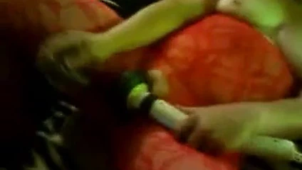 karısı ve onu oyuncaklar