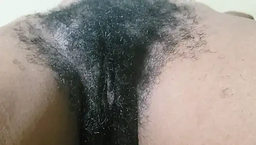 Milf de coño peludo realmente disfruta del sexo hardcore en un encuentro adulto apasionado lleno de deseo crudo