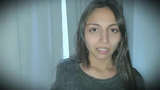 Yağmurlu bir günde lezzetli bir sevişmekten daha iyi bir şey yoktur