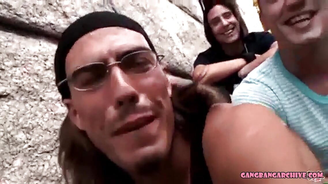 Grup seks archibe - çoraplı büyük memeli orta yaşlı seksi kadın
