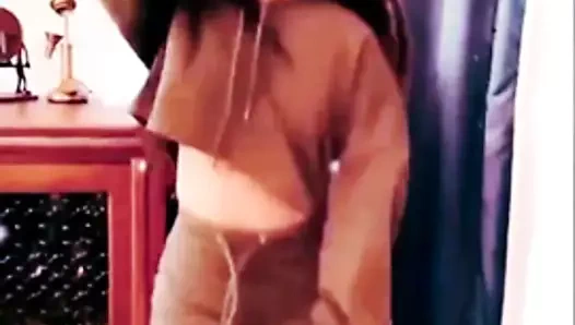 Anushka'nın meme şovu