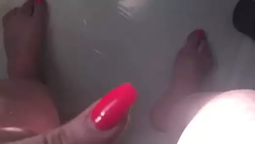 Bbw eş pissing