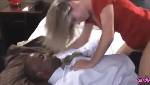 Aldatılan orta yaşlı seksi kadın - aldatan evli kadın