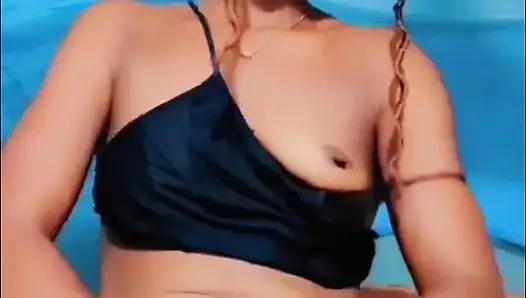 Женщина с красивой сексуальной