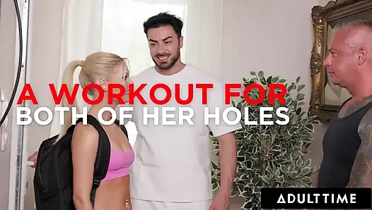 ADULT TIME - fitness minyon eğitmeni Candee Licious sapık müşterilerinden yoğun çifte penetrasyon egzersizi yapıyor