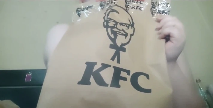 Feed Challenge 100 Burgers Day