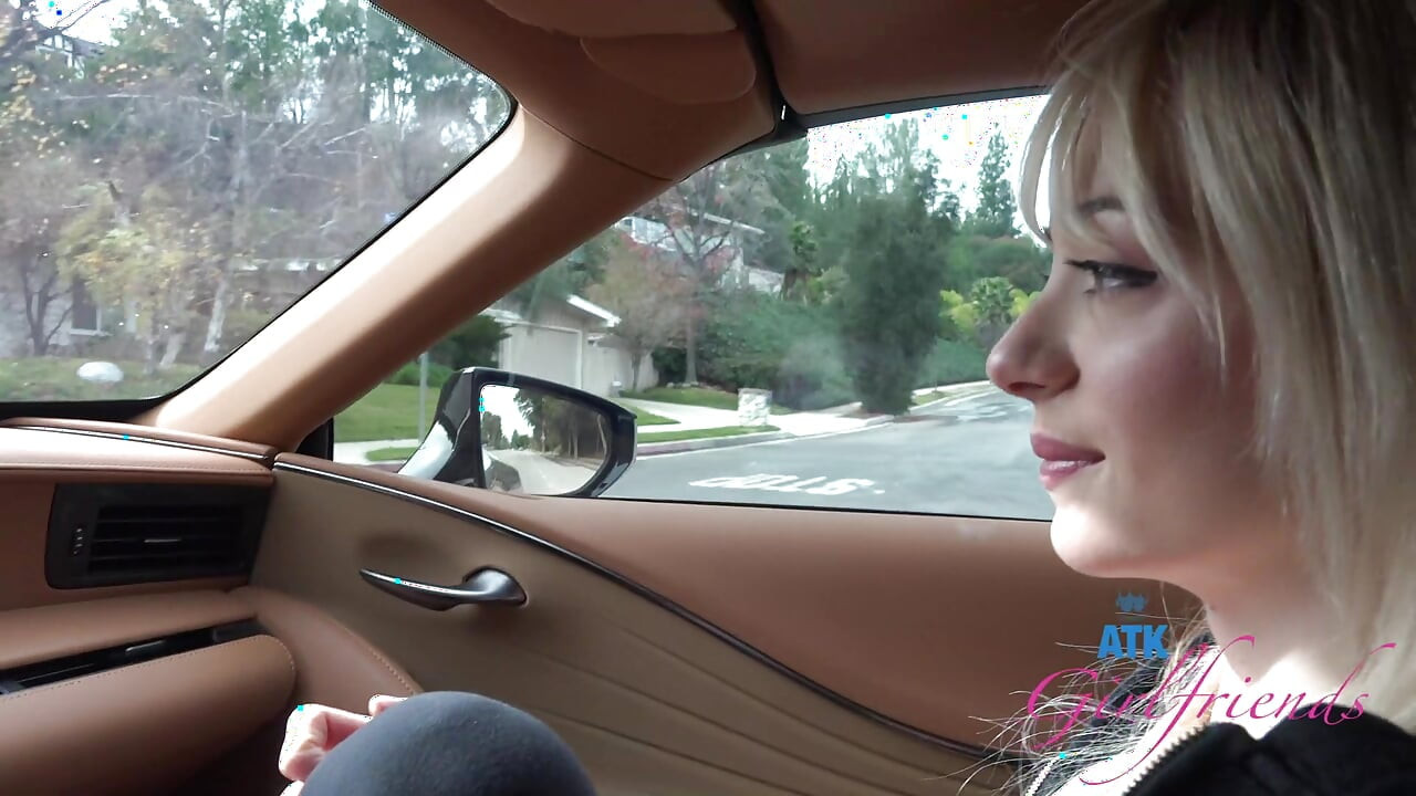POV Date Night Roadhead with Amateur Cecelia Taylor - She Gives Amazing Blowjob in the Car
