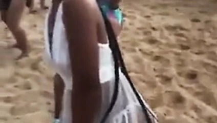 Siyah sürtük kız sevimli selfies 4 yapıyor