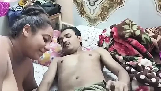 Yatak odasında karı koca romantik chodai