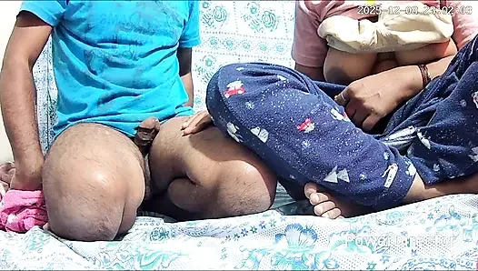 Hintli kız ve oğlan seks yapıyor
