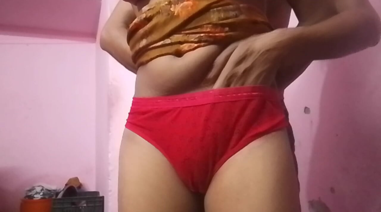 Hot Indian Housewife Fuck from Back doggy style