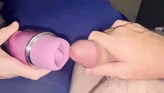 Evli kadın yeni premium seks oyuncağıyla sikişti