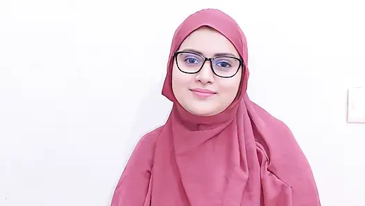 Your-Eshita. Güzel tesettürlü Hintli bangla öğretmen anal seks videosuyla zar zor sikişiyor.