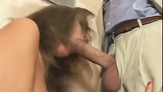 Tamamen doğal hatun ve götüne 2 güzel yarak