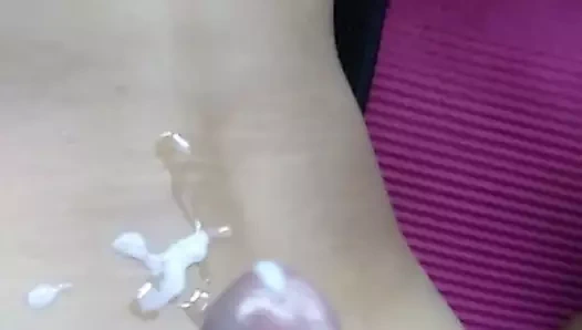 Cumshot üzerinde latina milf