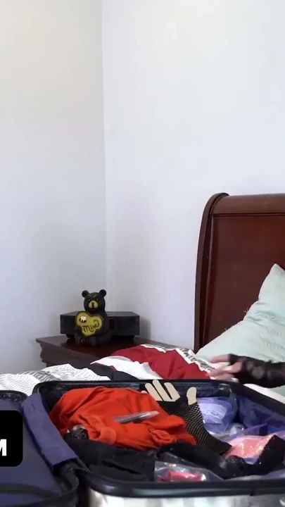 Teamskeet - ateşli gotik üvey kızlar JC Wilds ve Eden West üvey babalarına iyi vakit geçiriyor | Klip 1